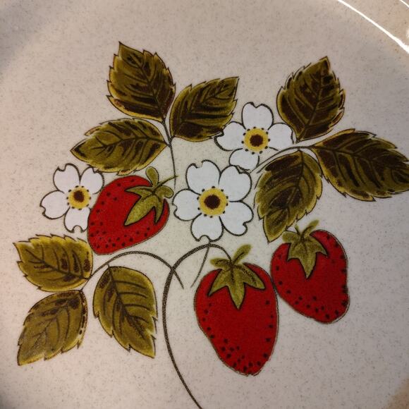 Vintage MIKASA Strawberry Festival 12 1/2" Round Chop Plate Platter Japan - Picture 4 of 8